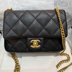 Chanel 22A coins mini square